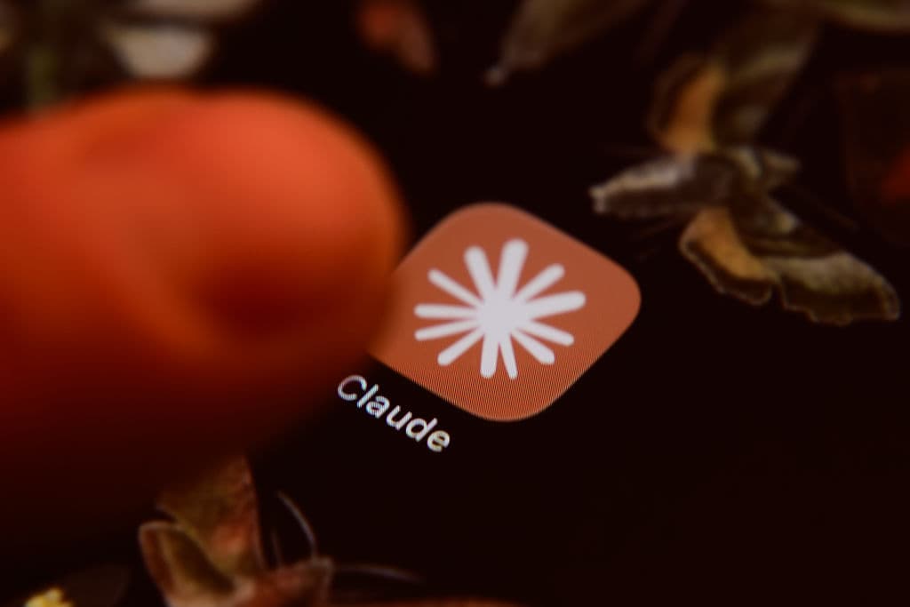 Claude Sonnet 5 tapo numatytuoju modeliu visiems – ir atpigino AI agentus